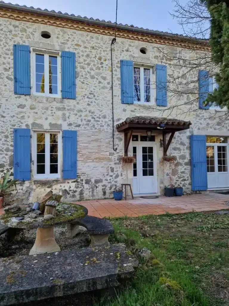 Menuiseries sur mesure alu blanches loàt et garonne